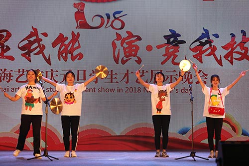 93三句半：夸夸咱的好学校4.jpg